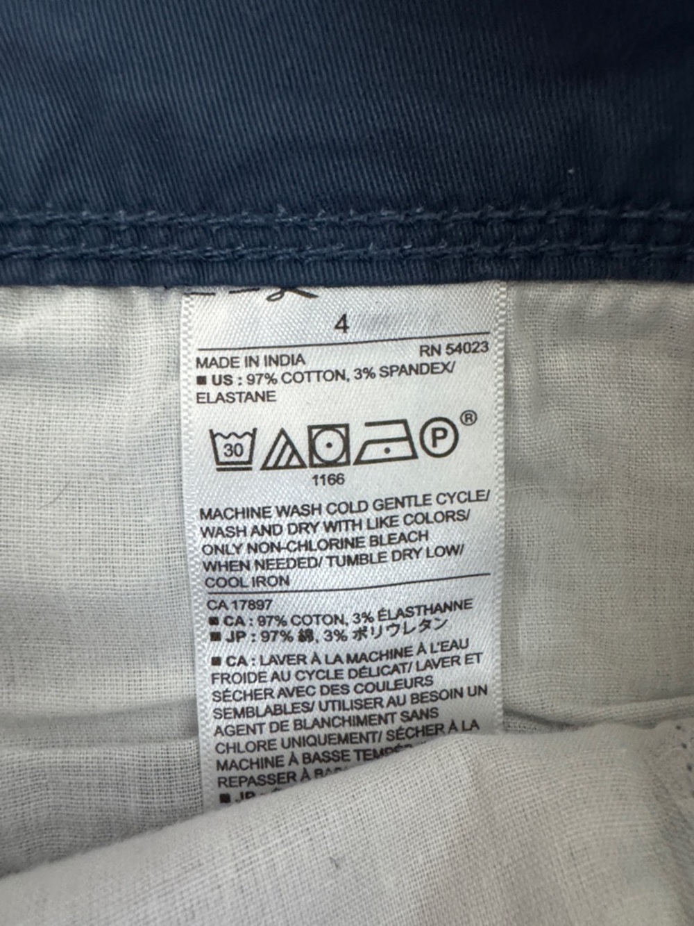 🌼BANANA REPUBLIC🌼 Mid-Rise Navy Chino Shorts, Size 4 - Picture 3 of 7